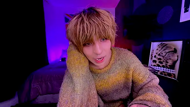 Aronn_44 라이브 XXX 채팅