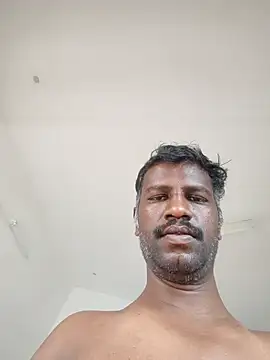 Chat +18 de Paramkeerthi ao vivo