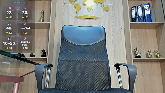 XXX chat uživo modela George_Diesell