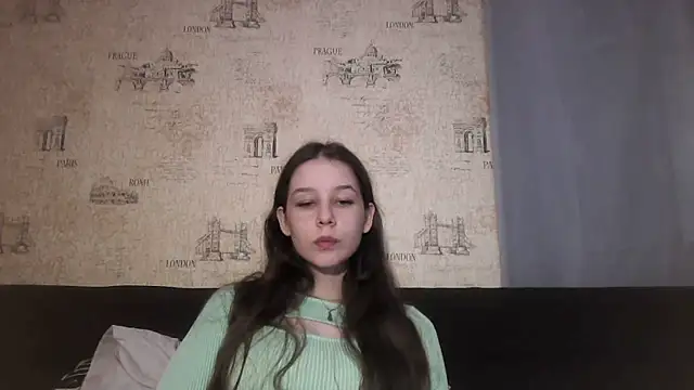 ElinoreHuxman: онлайн-секс-чат