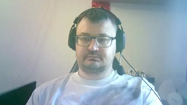 Chat +18 de SirAbuser ao vivo