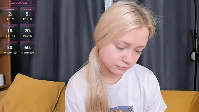 MidnightPoise's Live XXX Chat