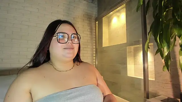 Živý XXX chat Lushi_Love