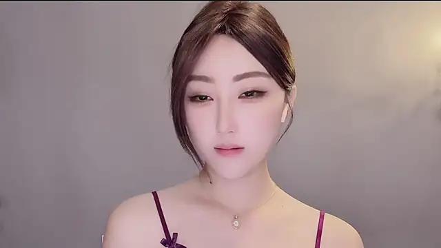 Aner333 Adlı Modelin Canlı XXX Sohbeti