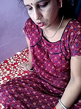 Reema05 Adlı Modelin Canlı XXX Sohbeti