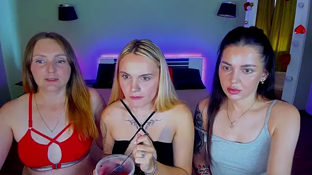 MagicEyess élő XXX-chatje