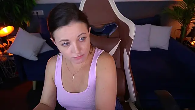 Dafni_Monn Chat XXX live
