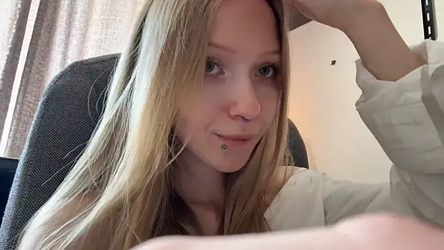 BivalentFalloff Live XXX Chat