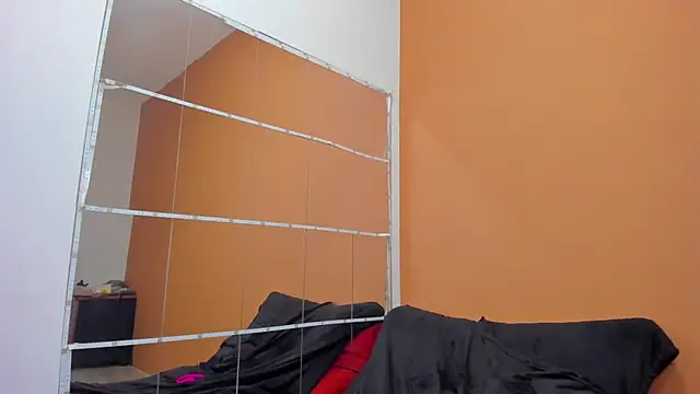 Chat +18 de b3cky_ ao vivo
