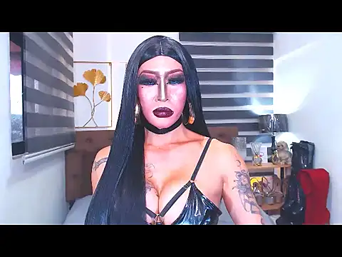 DominateMistressTania Adlı Modelin Canlı XXX Sohbeti