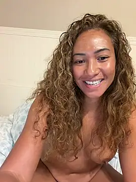 moana_mack9's Live XXX Chat