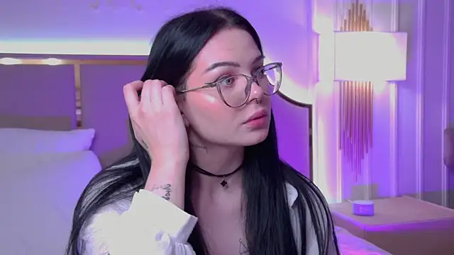 CindyMilのライブXXXチャット