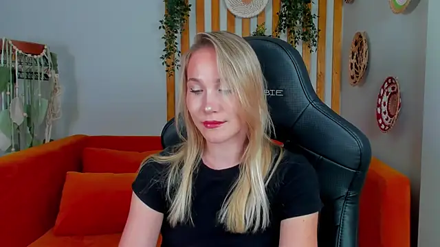 ElaraVoltage Live XXX-chat