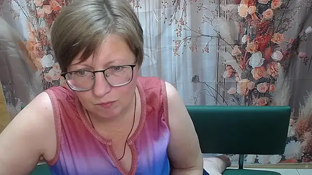RadaChudna's Live XXX Chat