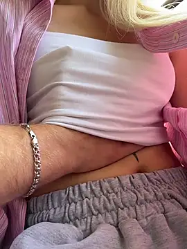 Pink_Kiss élő XXX-chatje