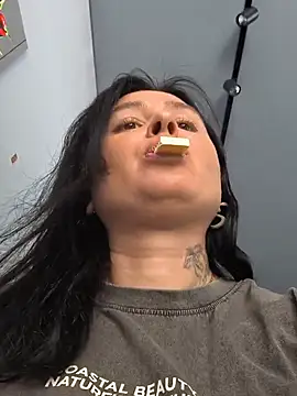 Živý XXX chat KikiXRed
