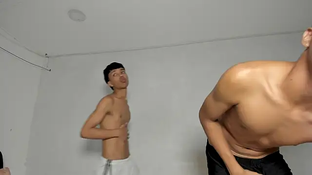 Онлайн чат XXX Mrbravo_25