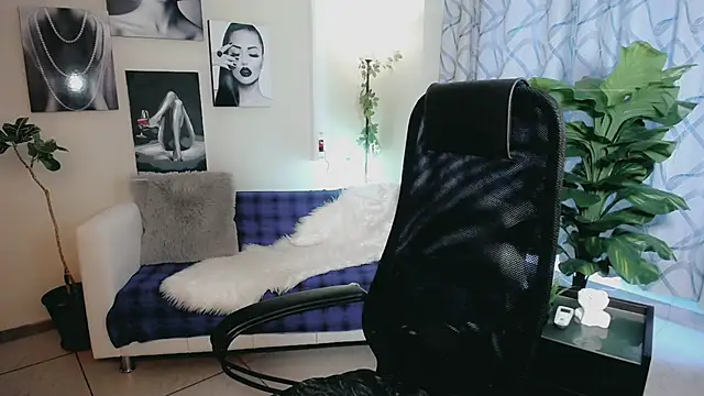 Favorite_0's Live XXX Chat