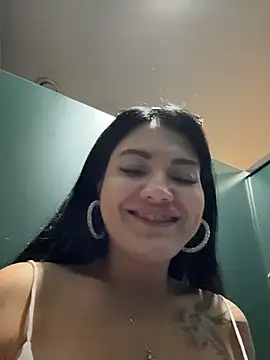 Wet__Bunny's Live XXX Chat