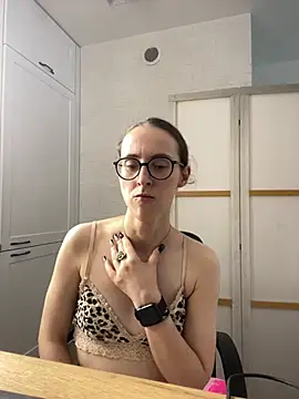 Chat XXX en directo de MartiniiSelenna