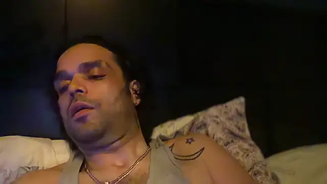 icebergslim281 Chat XXX in diretta