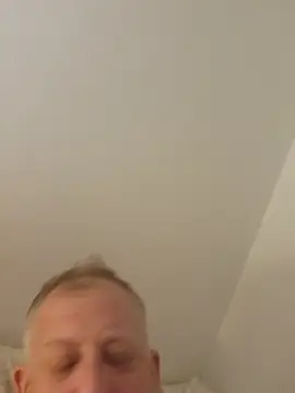 Czat XXX na żywo – Mikey40wv