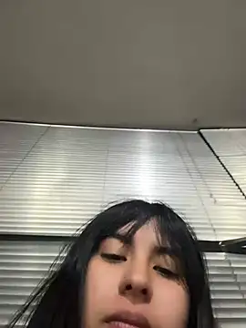 Violettaa_Stone 即時 XXX 聊天