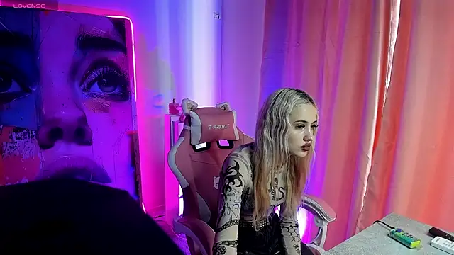 LaslyAngel's Live XXX Chat