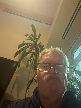 Caesar_Baxter webkamerás műsora