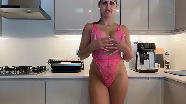 Bunny_LiveShow élő XXX-chatje