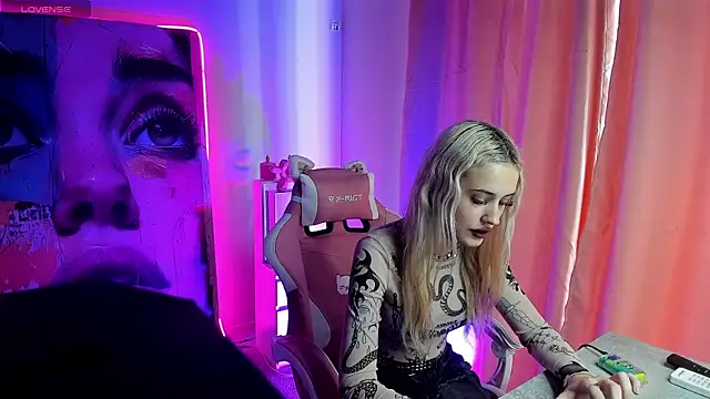 LaslyAngel's Live XXX Chat