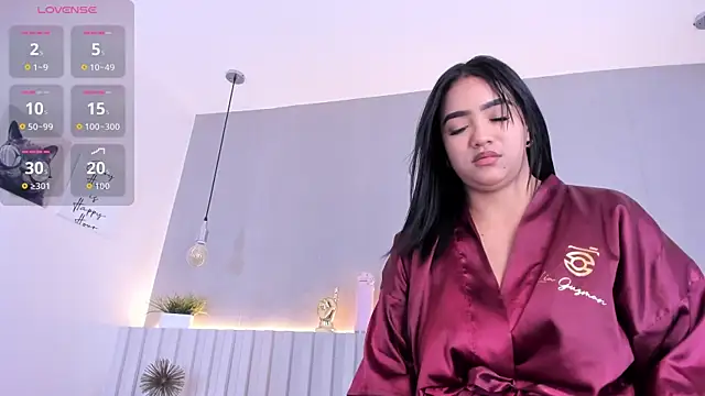 Lia_GuzmanのライブXXXチャット
