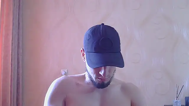 frama666's Live XXX Chat