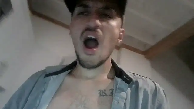 צ'אט XXX בשידור חי של Sicksob