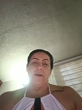 Czat XXX na żywo – maynor_1998