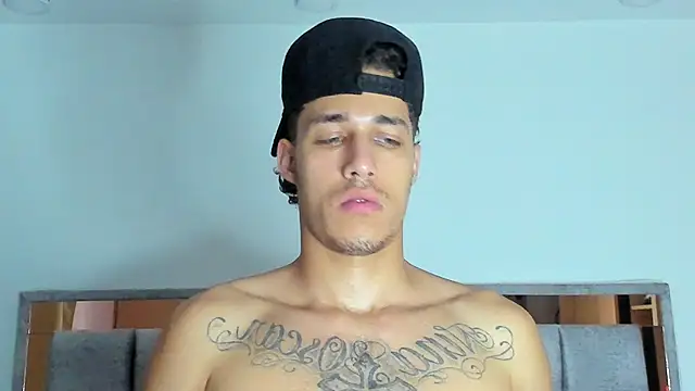Chatroom XXX en direct de orionblaze69_