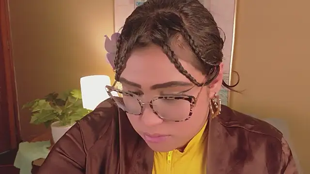 Maya_house লাইভ XXX চ্যাট