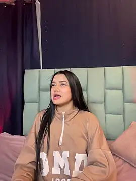 Emilyy05_'s Live XXX Chat