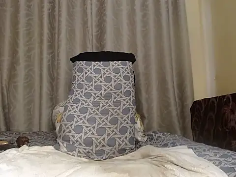Queen_delicius XXX чат на живо