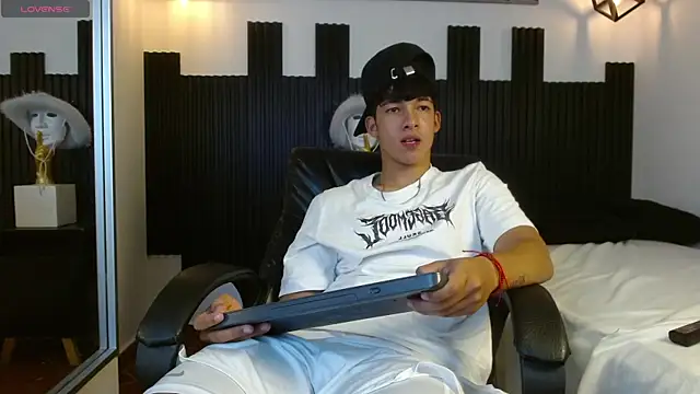 ren_storm Live XXX-Chat