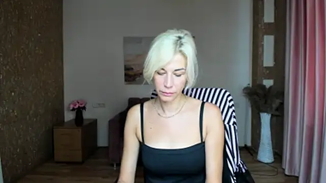 Živý XXX chat Emilia_Wils