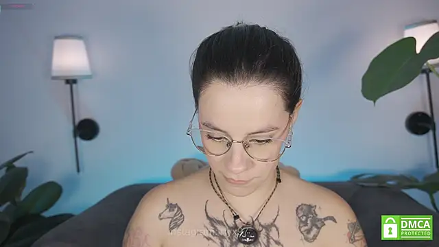 nyx_97 Live XXX Chat