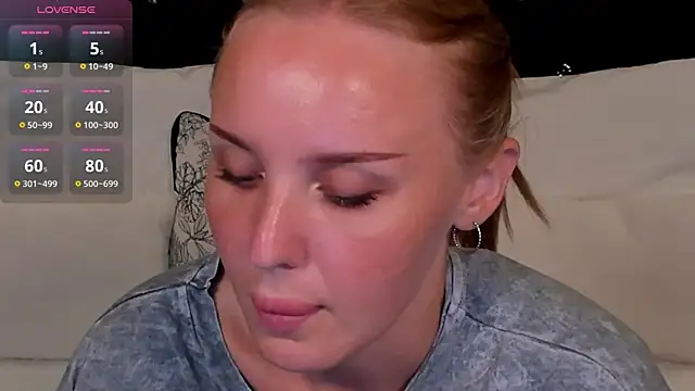 LianaFord Adlı Modelin Canlı XXX Sohbeti