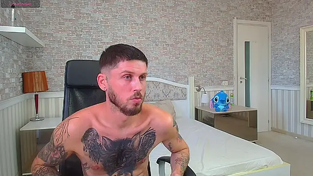 JonahShaw's Live XXX Chat