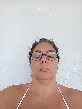 pulpeuse64 – Naživo XXX chat