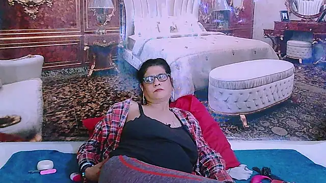 دردشة IndianAllure الجنسية المباشرة