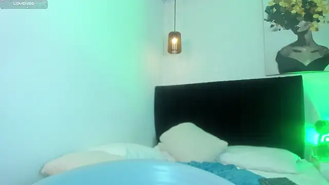 dolly_zoe Adlı Modelin Canlı XXX Sohbeti