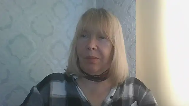 OlgaShine's Live XXX Chat