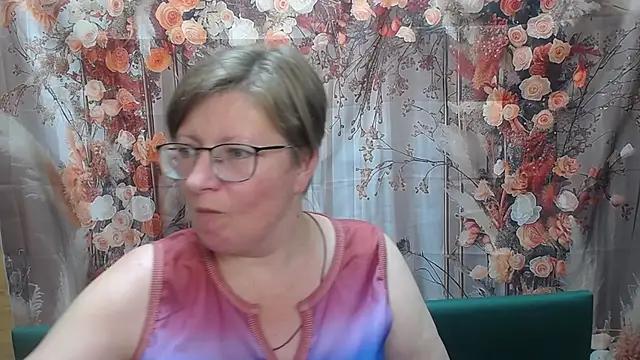 RadaChudna Live XXX Chat