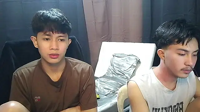 Urloverhardcock's Live XXX Chat